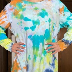 long sleeve tie die shirt